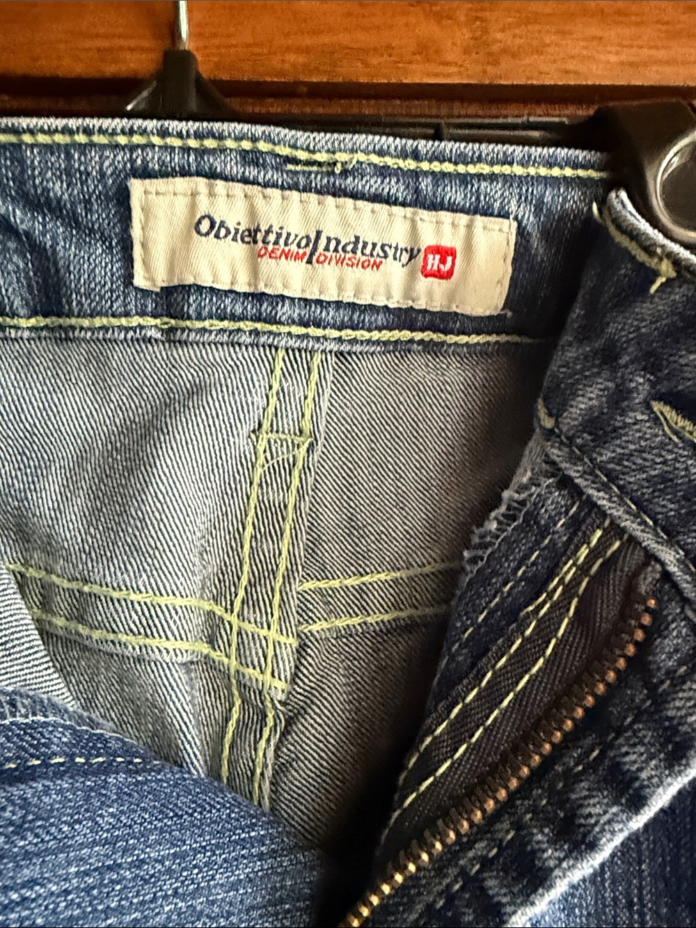 Obiettivo Industry Denim Jeans with Embroidery Stitching